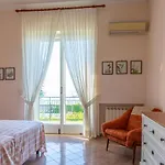 Donna Elisa * Σορέντο