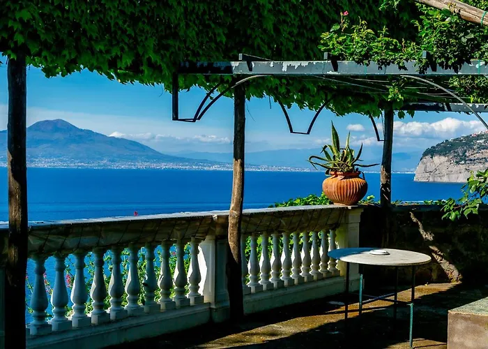 Villa Donna Elisa *