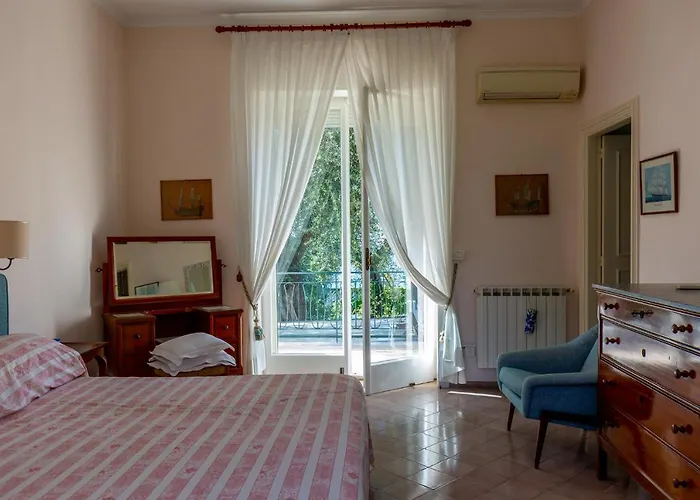 Donna Elisa Sorrento
